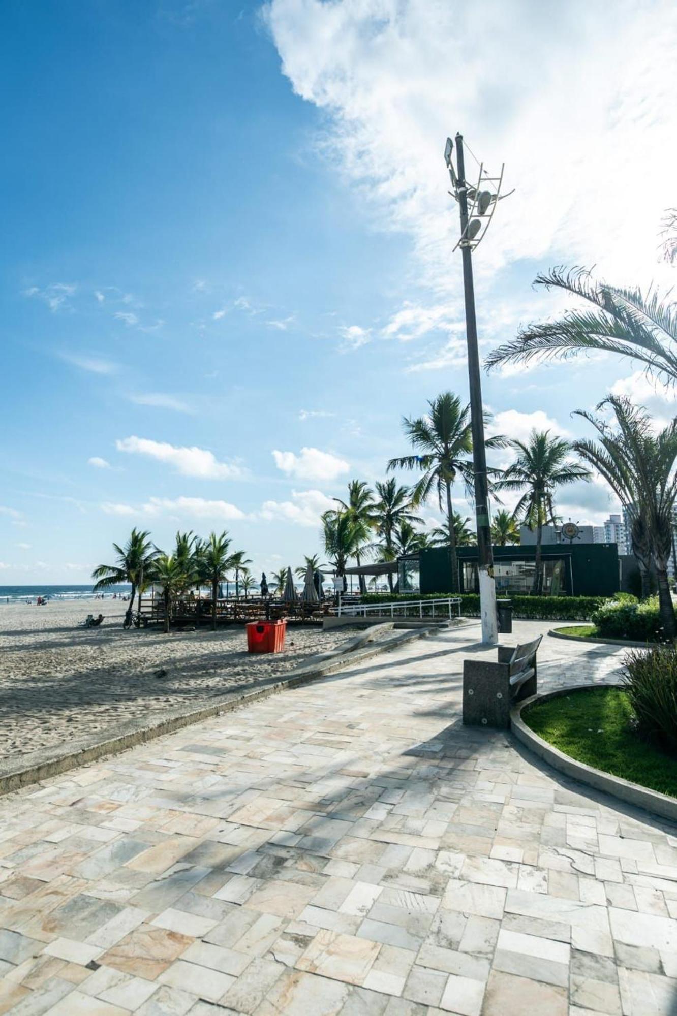 פראייה גראנדה Frente Vista Mar Com Varanda Wi Fi 300Mbps E 10M Da Praia Da Tupi - Estacionamento Gratuito מראה חיצוני תמונה