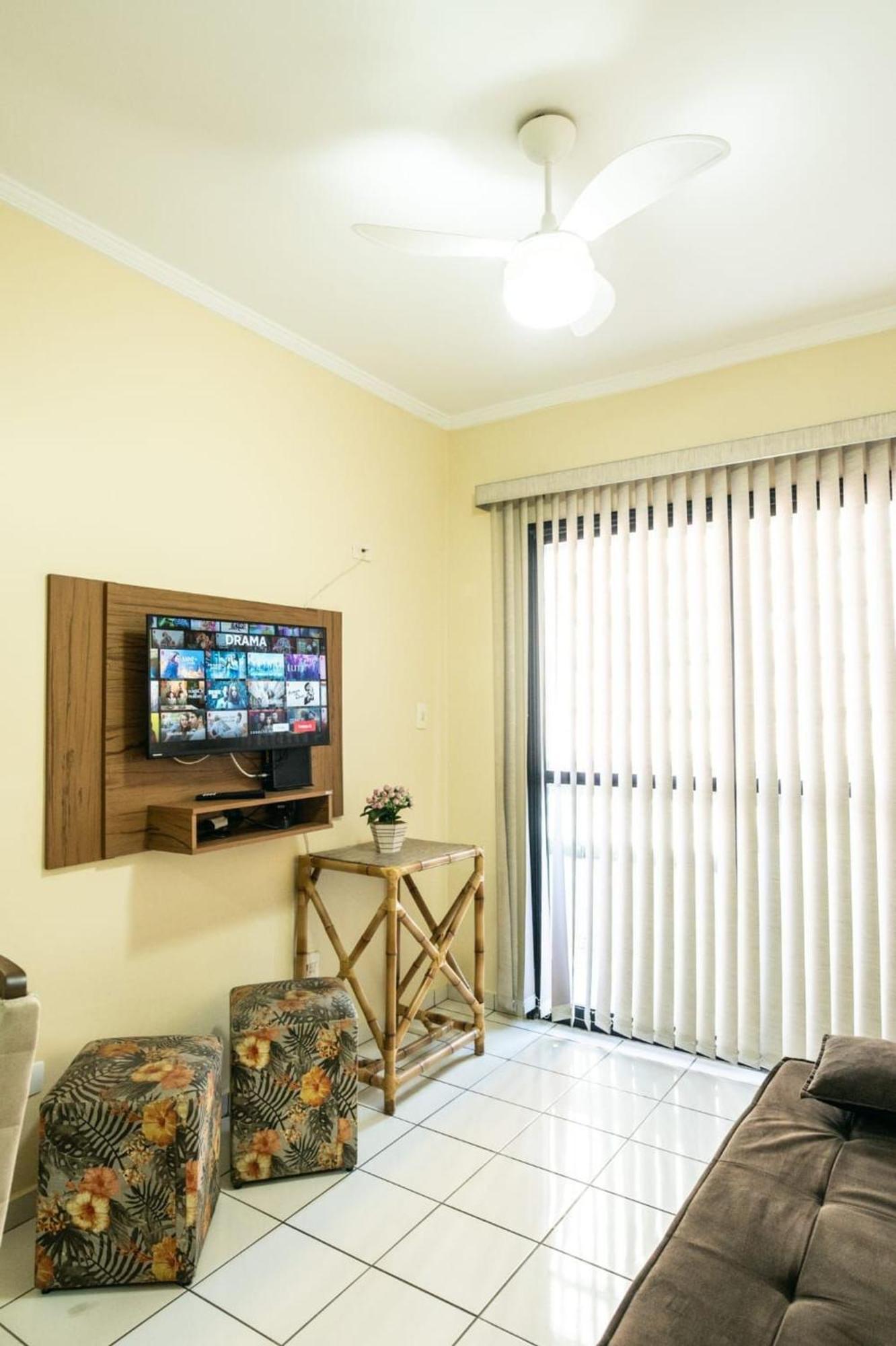 פראייה גראנדה Frente Vista Mar Com Varanda Wi Fi 300Mbps E 10M Da Praia Da Tupi - Estacionamento Gratuito מראה חיצוני תמונה
