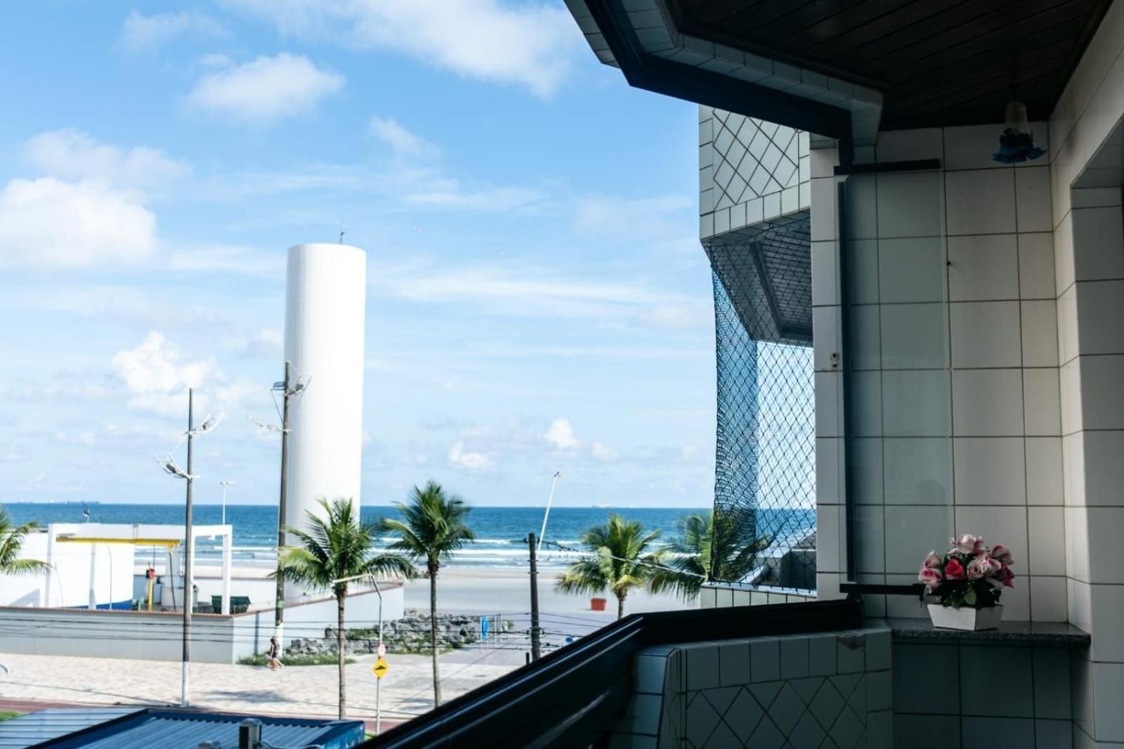 פראייה גראנדה Frente Vista Mar Com Varanda Wi Fi 300Mbps E 10M Da Praia Da Tupi - Estacionamento Gratuito מראה חיצוני תמונה